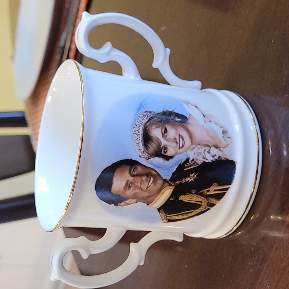 Commemorative Prince Charles and Lady Diana